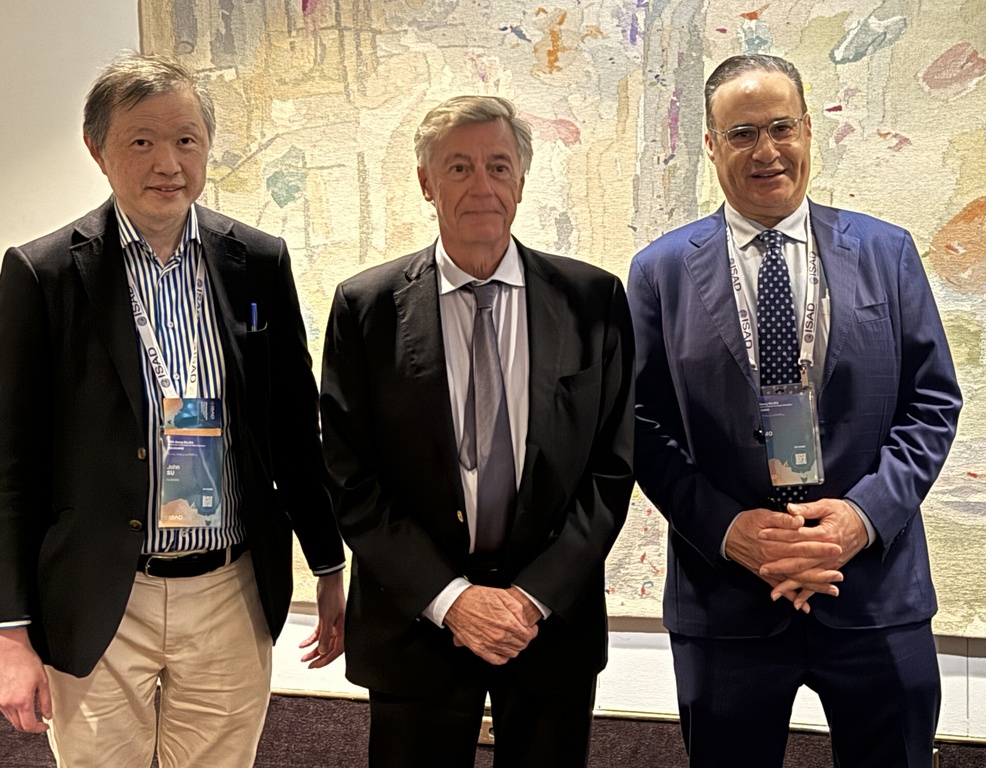 Prof John C. SU, President of ISAD Prof Alain Taieb and CEO Propaira Baz Hamo